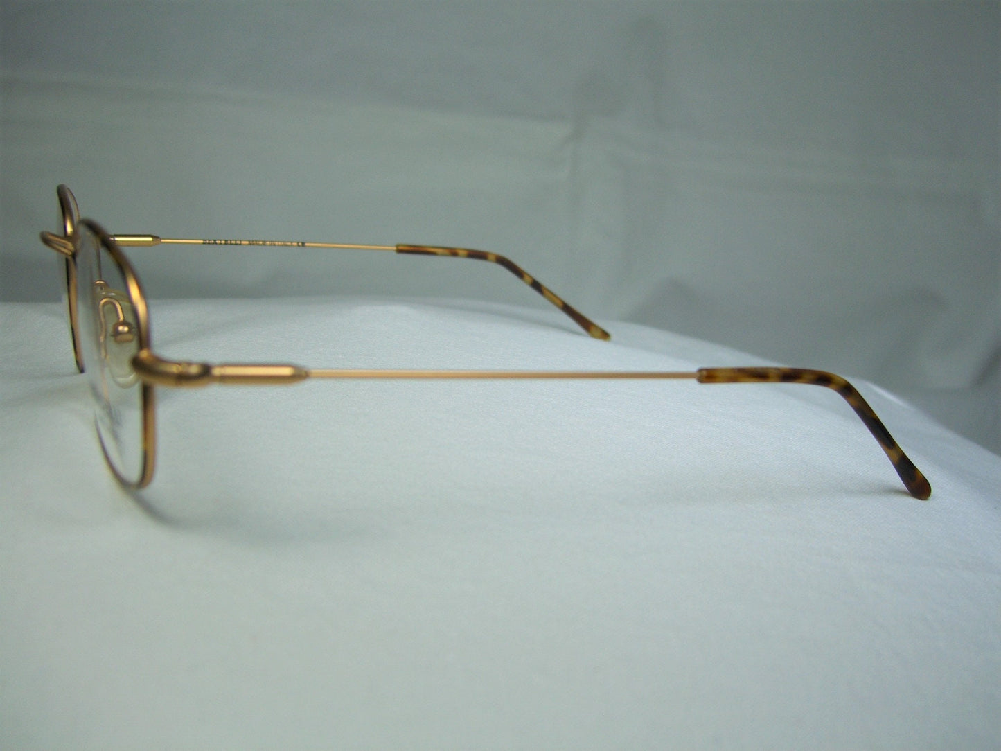 Bertelli, eyeglasses, Titanium, oval, square, frames, men's, women's, NOS, hyper vintage, rare
