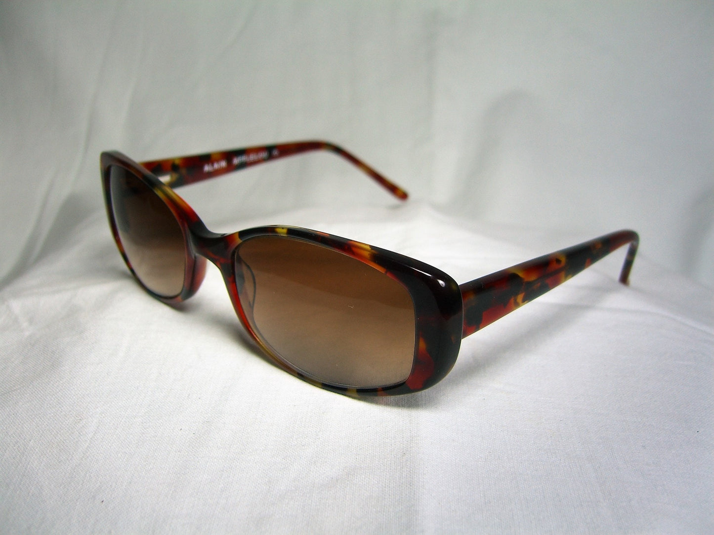 Alain Afflelou, eyeglasses, Jackie-O, square, oval, frames, women's, hyper vintage