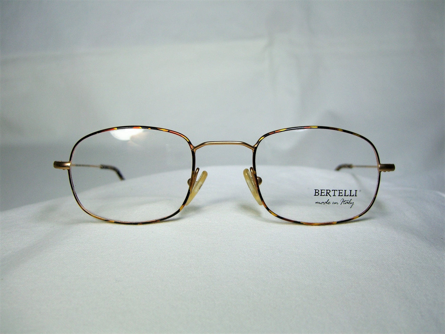 Bertelli, eyeglasses, Titanium, oval, square, frames, men's, women's, NOS, hyper vintage, rare
