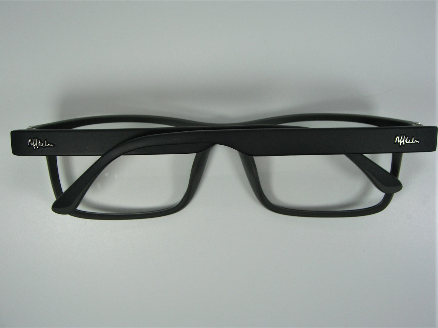 Afflelou, eyeglasses, Club Master, Wayfarer, square, oval, frames, hyper vintage