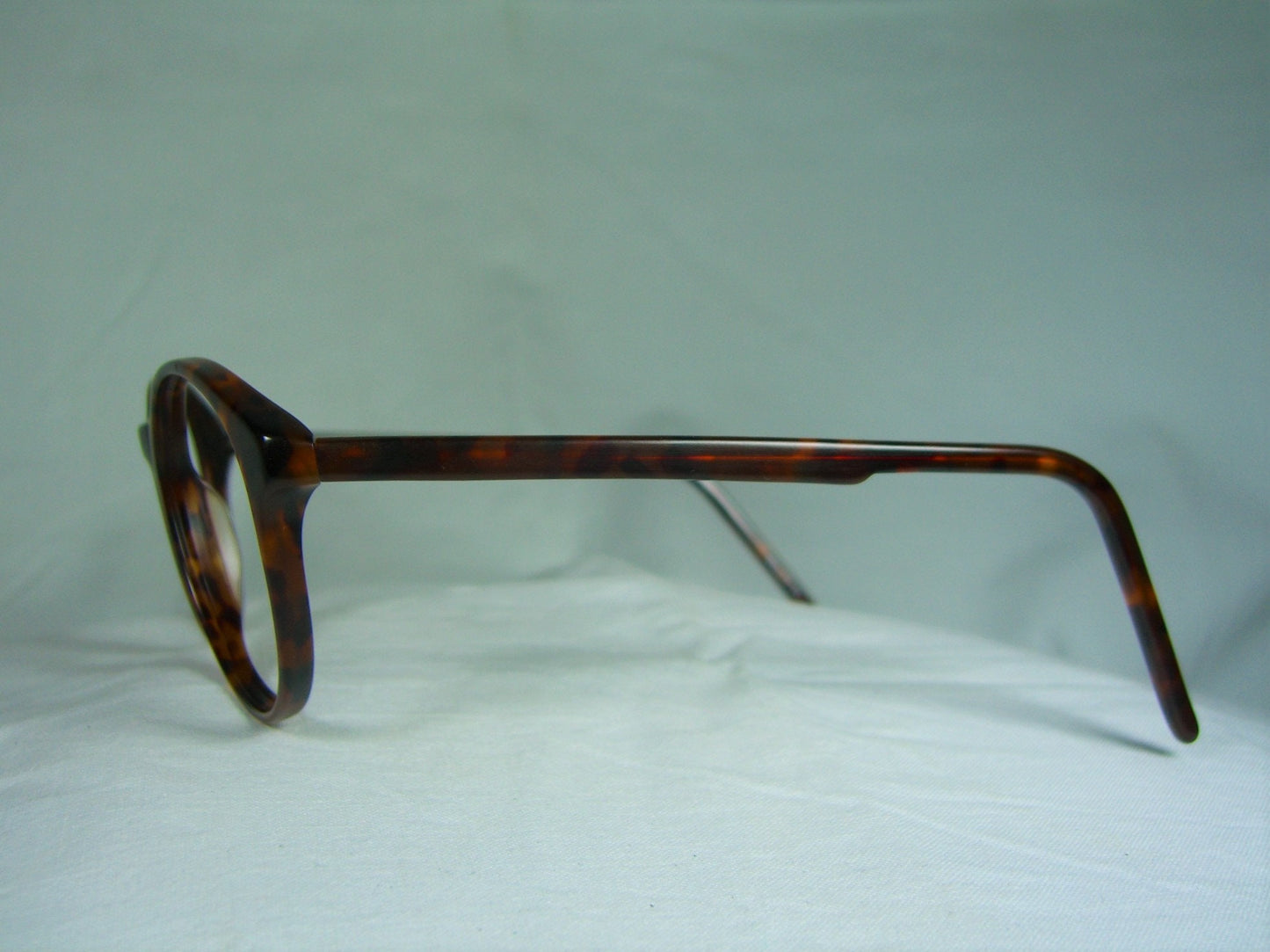Bruuns Bazaar, eyeglasses, oval, round, frames, men's, women's, hyper vintage