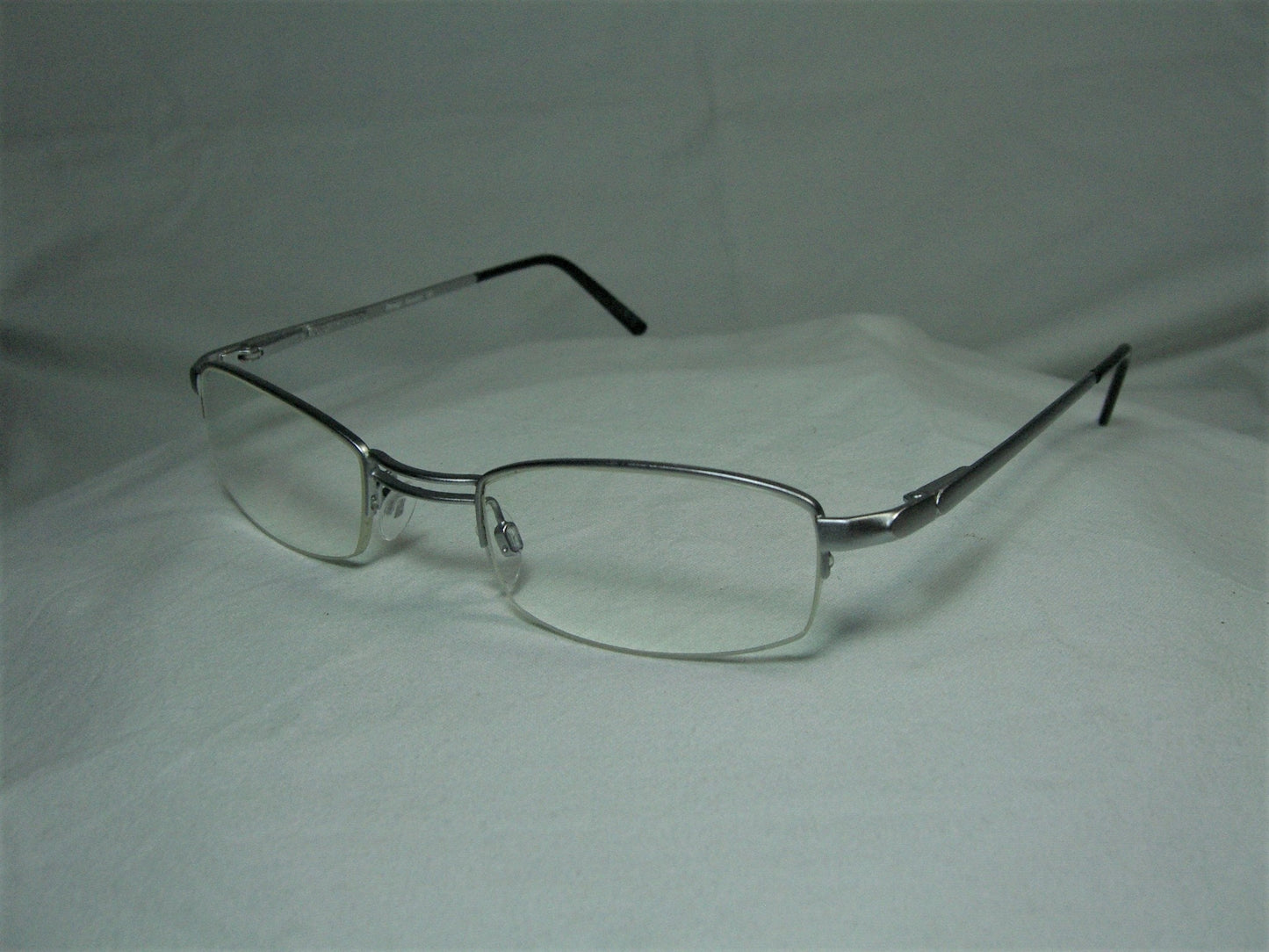 Bond, James Bond, eyeglasses, half rim, oval, Titanium alloy, frames, men's, women's, ultra vintage