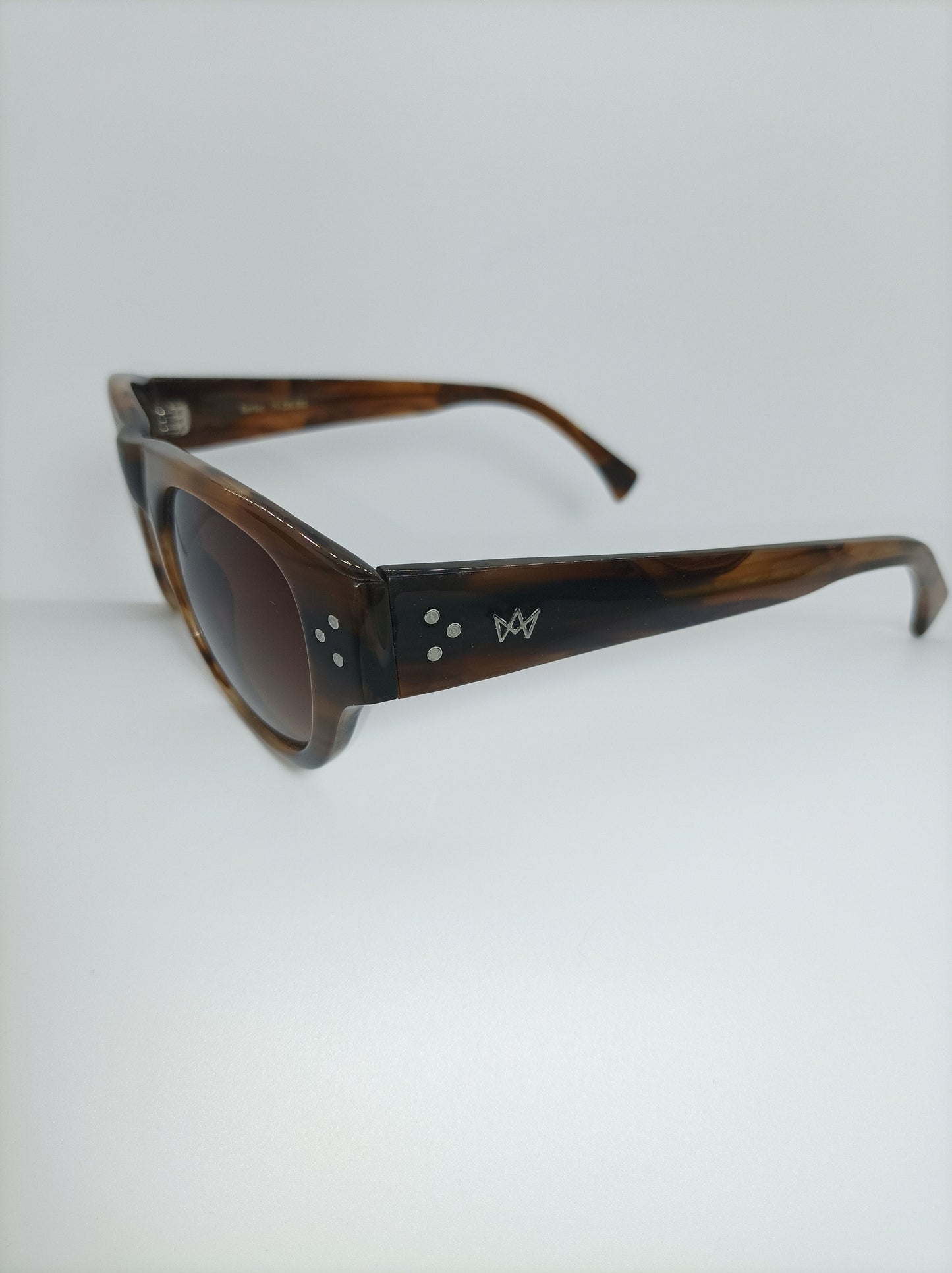 AM Eyewear, luxury sunglasses, Wayfarer, oval, New Old Stock, hyper vintage, rare