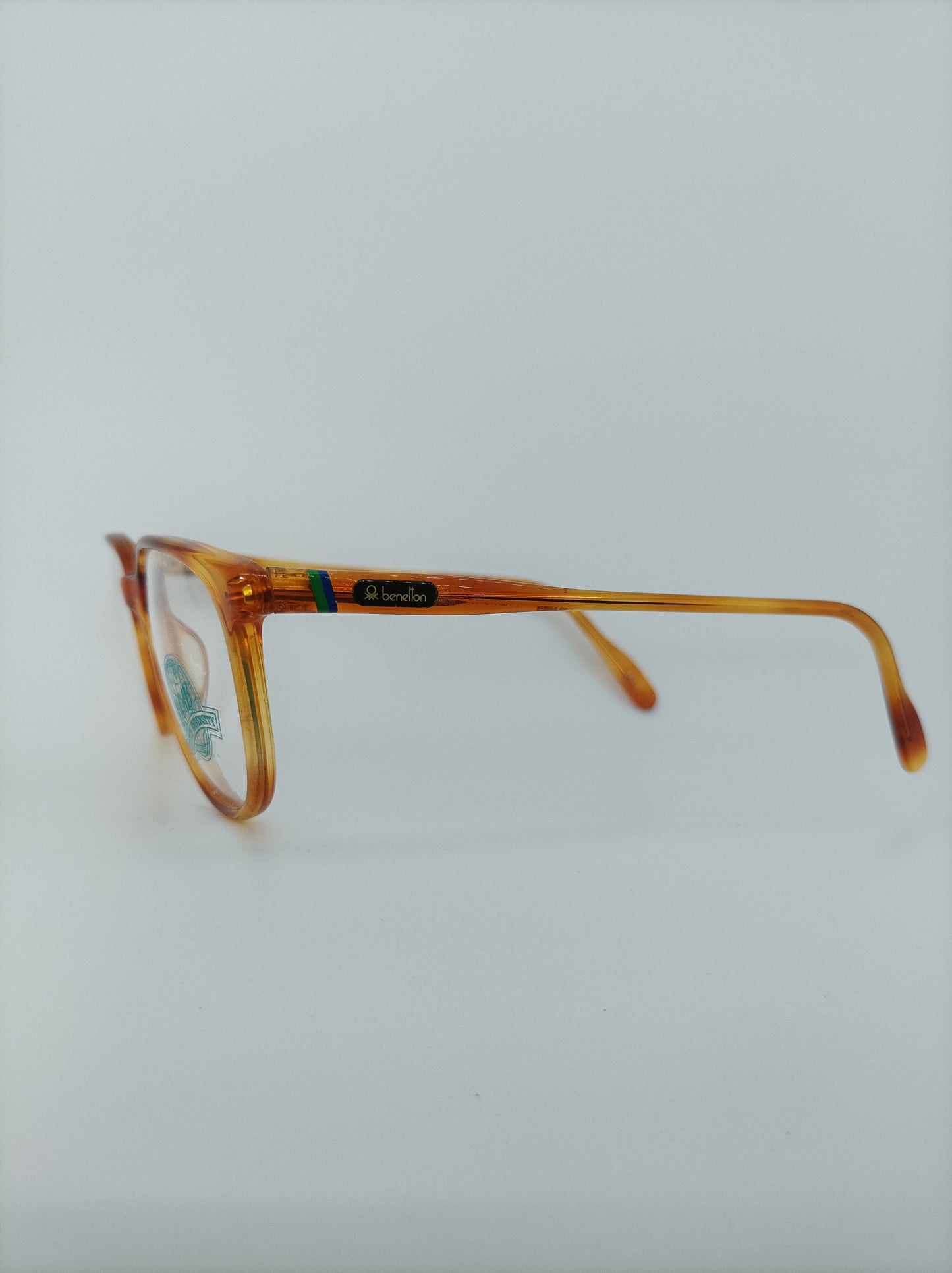 Benetton, eyeglasses, oval, frames, hyper vintage, New Old Stock, very rare