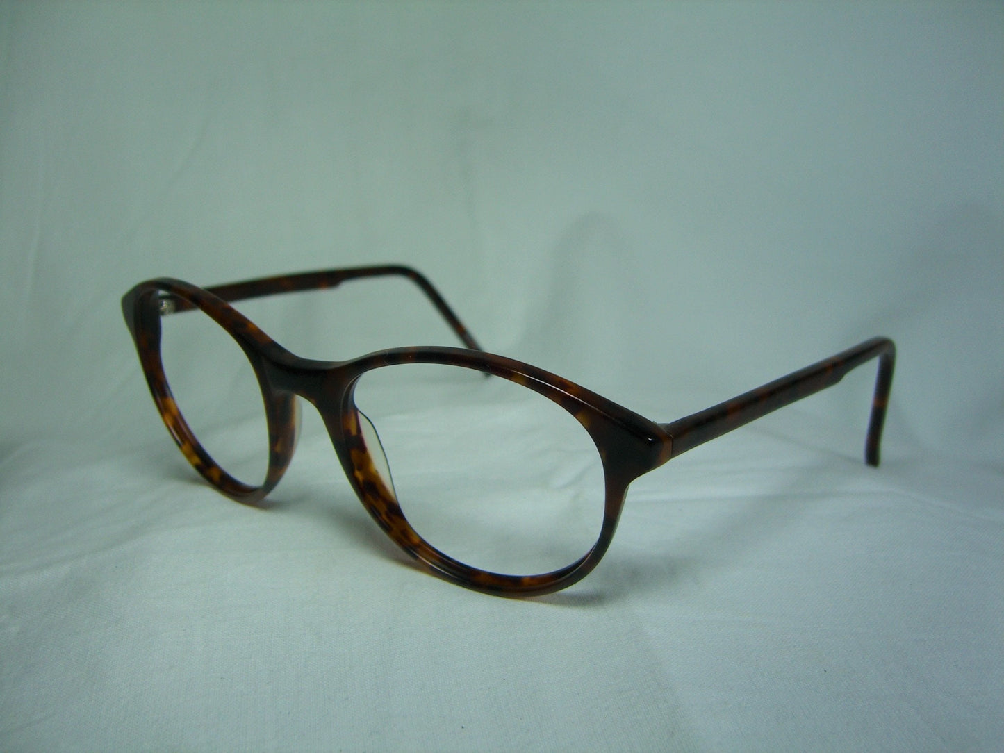 Bruuns Bazaar, eyeglasses, oval, round, frames, men's, women's, hyper vintage